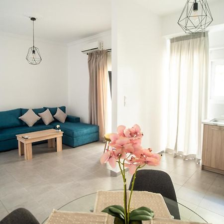 Explore Greece From City Centre Apartment Chalkida Luaran gambar